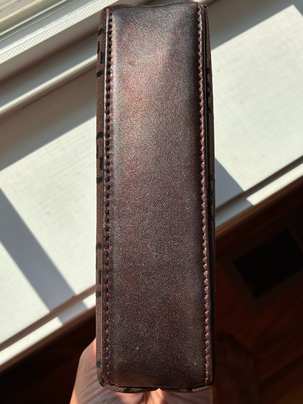 Gucci Brown GG Monogram Cosmetic Pouch - Picture 5 of 10